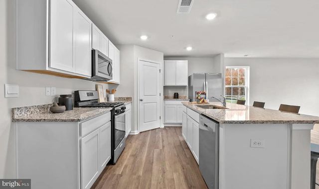 672 ARMSTRONG AVE, Hagerstown, MD 21740