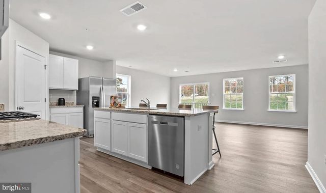 672 ARMSTRONG AVE, Hagerstown, MD 21740