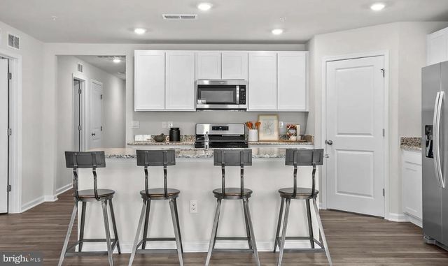 672 ARMSTRONG AVE, Hagerstown, MD 21740
