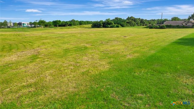 801 N John Stockbauer Drive, Victoria, TX 77904