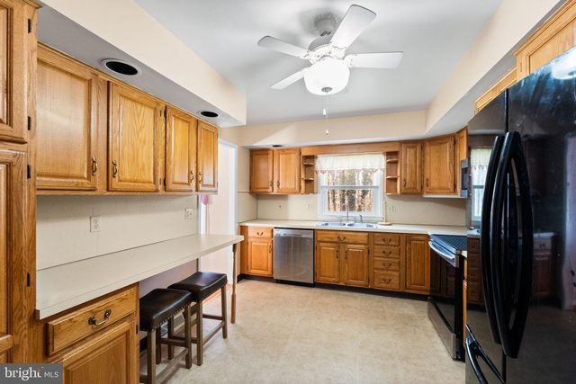 1211 GRINNELL RD, Wilmington, DE 19803