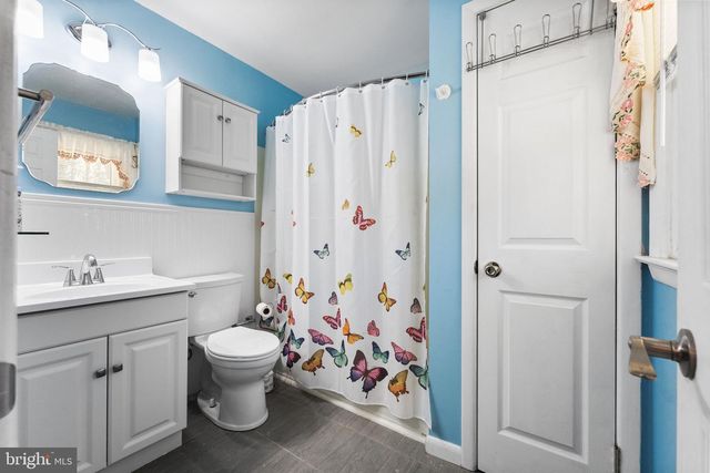 1211 GRINNELL RD, Wilmington, DE 19803