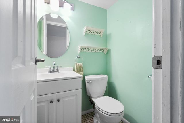 1211 GRINNELL RD, Wilmington, DE 19803