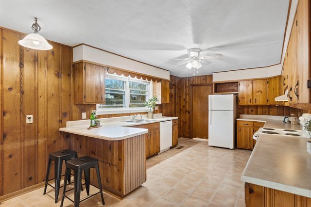 128 Scott Street NE, Charleston, TN 37310