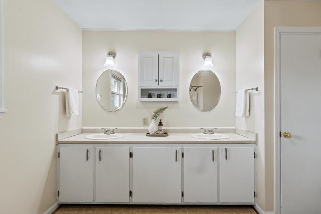 128 Scott Street NE, Charleston, TN 37310