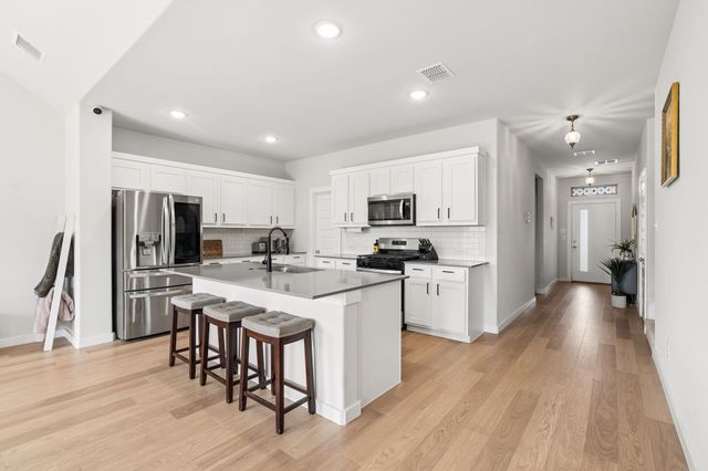 2123 Pedigree Lane, Seagoville, TX 75159