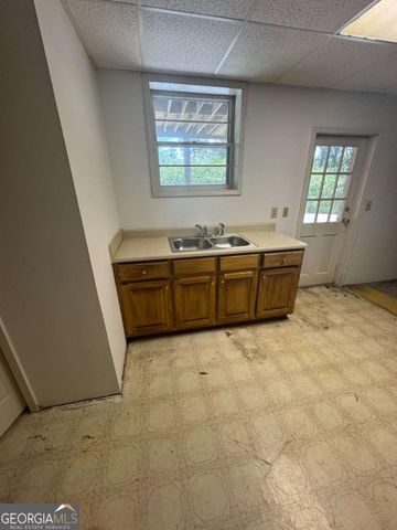 5 Ridgewood Drive, Cartersville, GA 30120