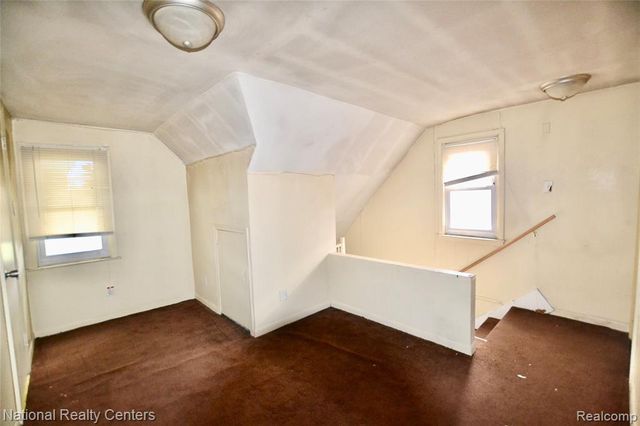 8267 Carlin Street, Detroit, MI 48228