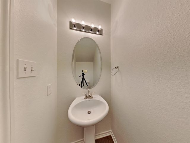 2838 Wisner Circle, Houston, TX 77014