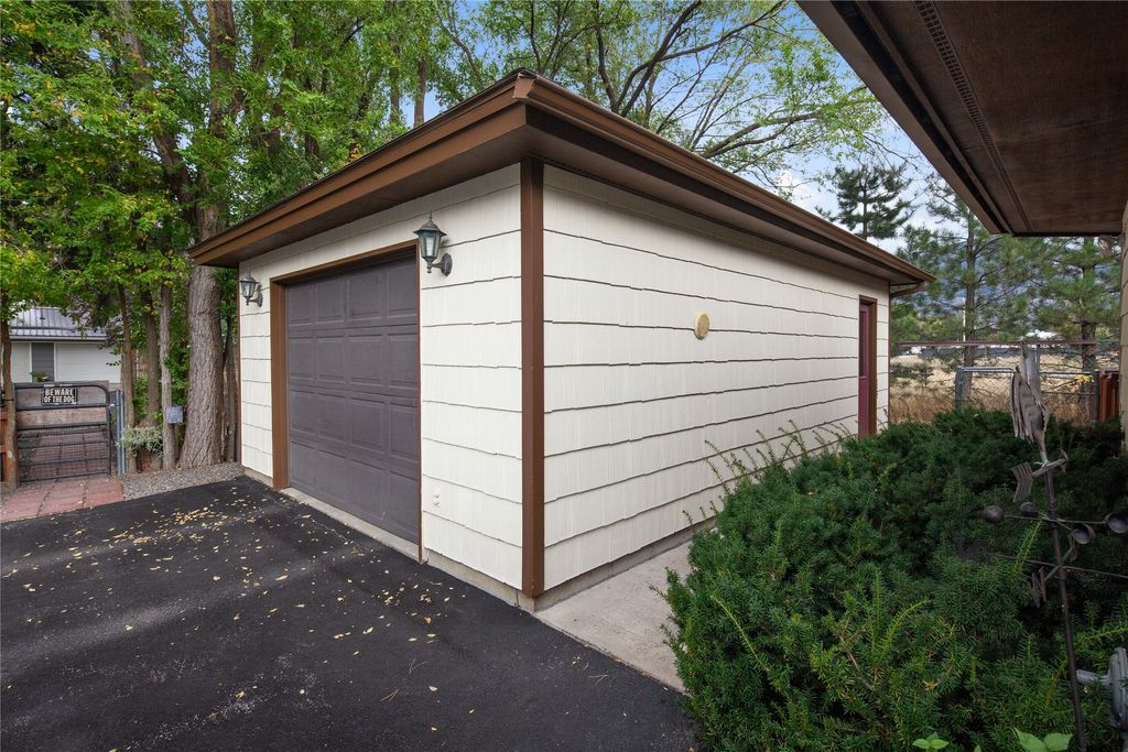 7316, 7318, 7314 Us Highway 2 E, Columbia Falls, MT 59912 photo 38