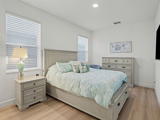 2612 RAVENCLIFFE TERRACE, Oviedo, FL 32765