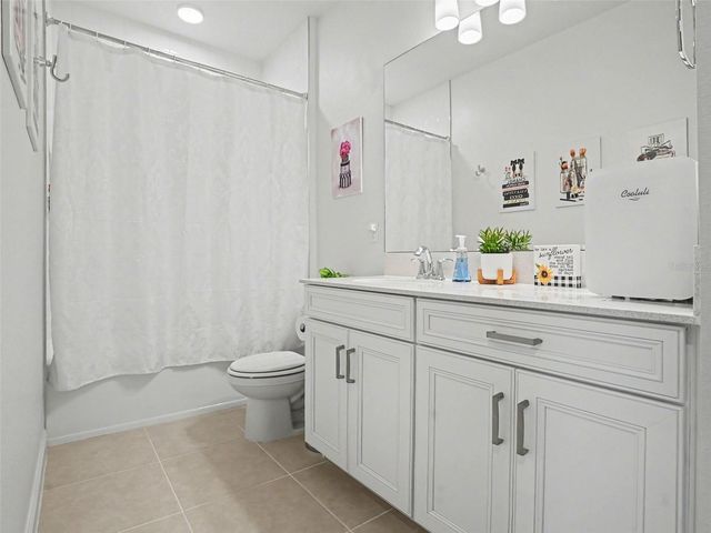 2612 RAVENCLIFFE TERRACE, Oviedo, FL 32765