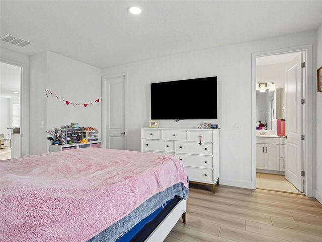 2612 RAVENCLIFFE TERRACE, Oviedo, FL 32765