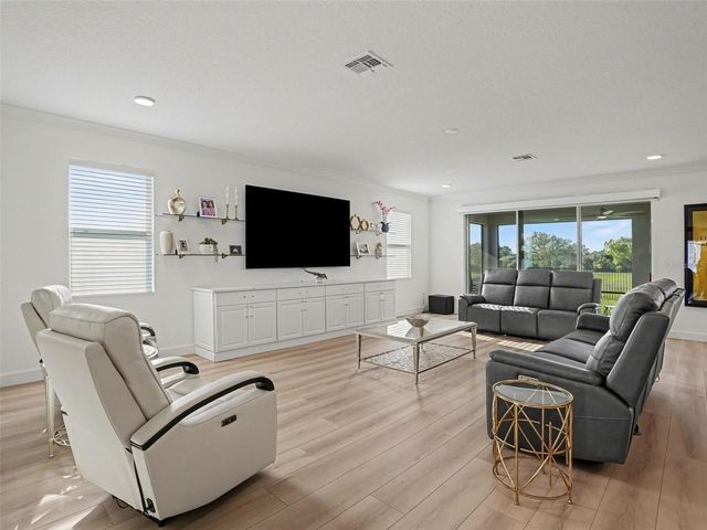 2612 RAVENCLIFFE TERRACE, Oviedo, FL 32765