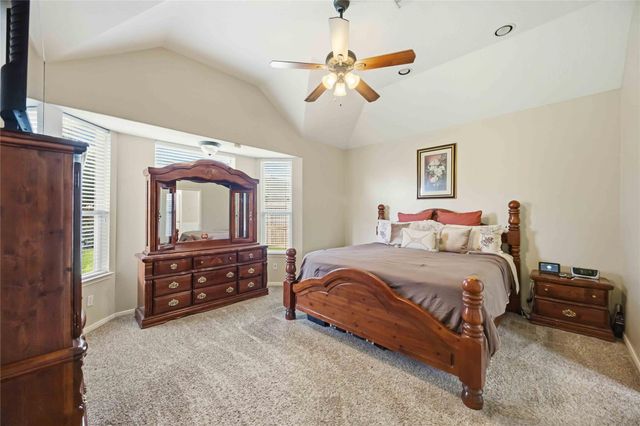 11404 Summit Bay Drive, Pearland, TX 77584