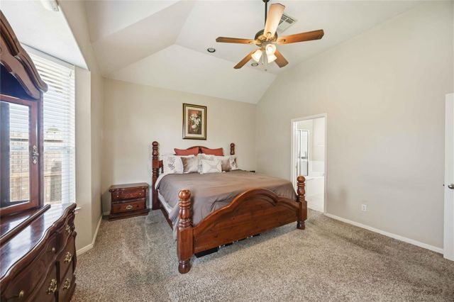 11404 Summit Bay Drive, Pearland, TX 77584