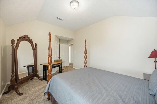 11404 Summit Bay Drive, Pearland, TX 77584