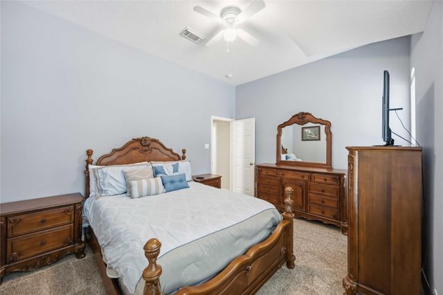 11404 Summit Bay Drive, Pearland, TX 77584