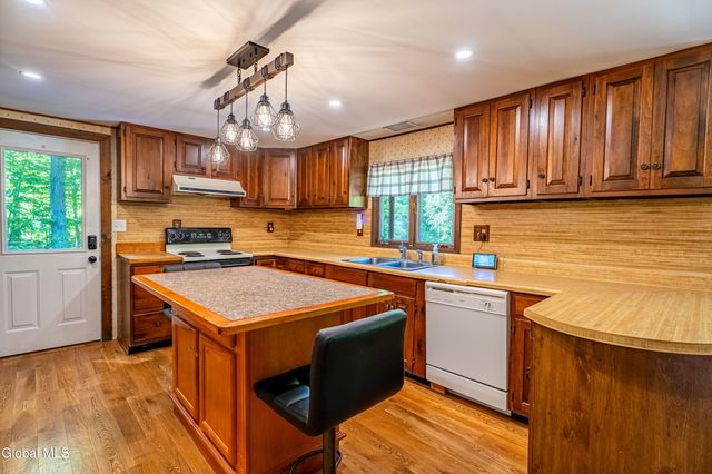 86 Lasher Road, Charlton, NY 12020