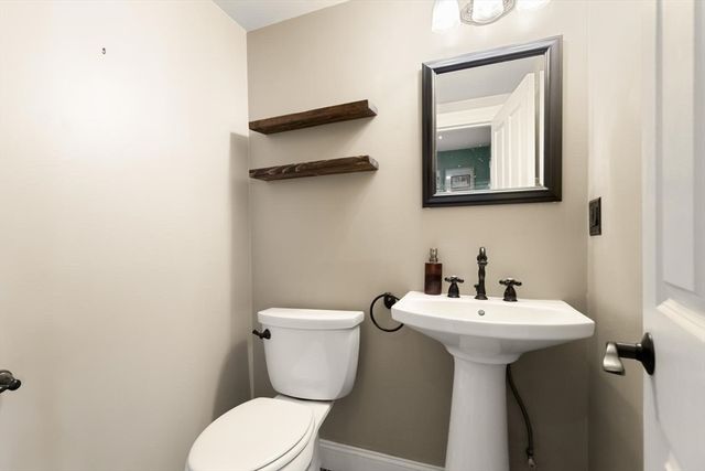 58 G St, Boston, MA 02127
