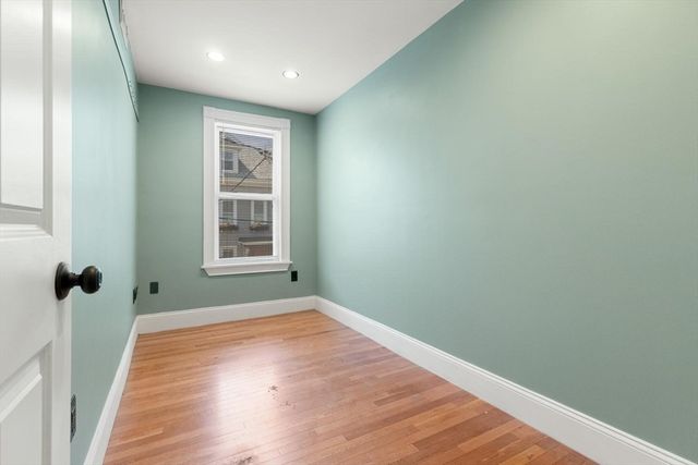 58 G St, Boston, MA 02127