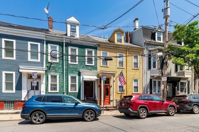 58 G St, Boston, MA 02127