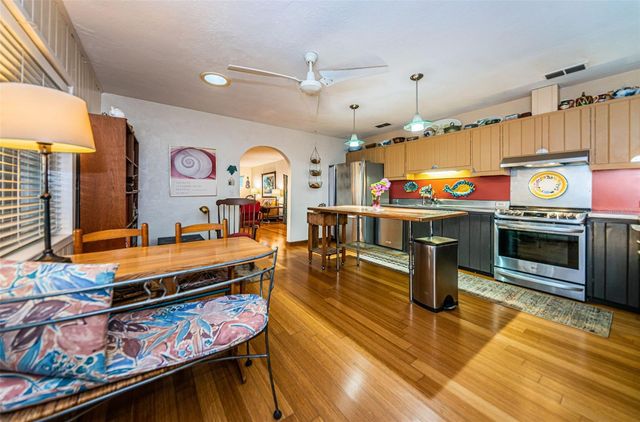 330 N SPRING BOULEVARD, Tarpon Springs, FL 34689