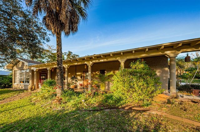 330 N SPRING BOULEVARD, Tarpon Springs, FL 34689