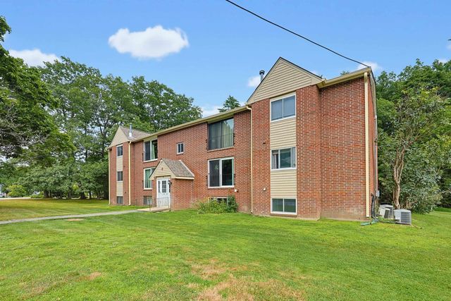 6 Brookside Dr Apt 2, Exeter, NH 03833
