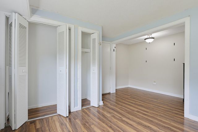 6 Brookside Dr Apt 2, Exeter, NH 03833