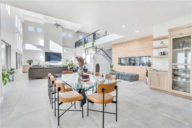 402 S Michelle, Kerman, CA 93630