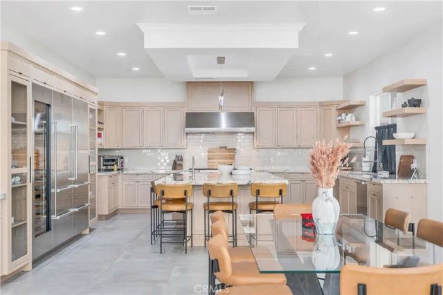 402 S Michelle, Kerman, CA 93630