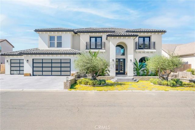 402 S Michelle, Kerman, CA 93630