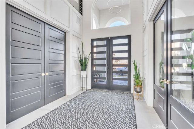402 S Michelle, Kerman, CA 93630