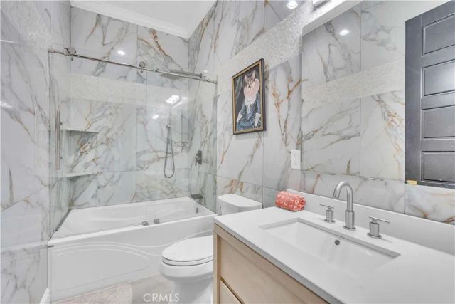 402 S Michelle, Kerman, CA 93630