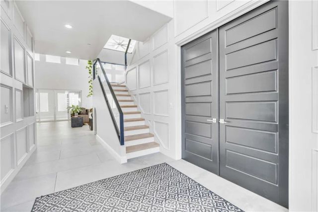 402 S Michelle, Kerman, CA 93630
