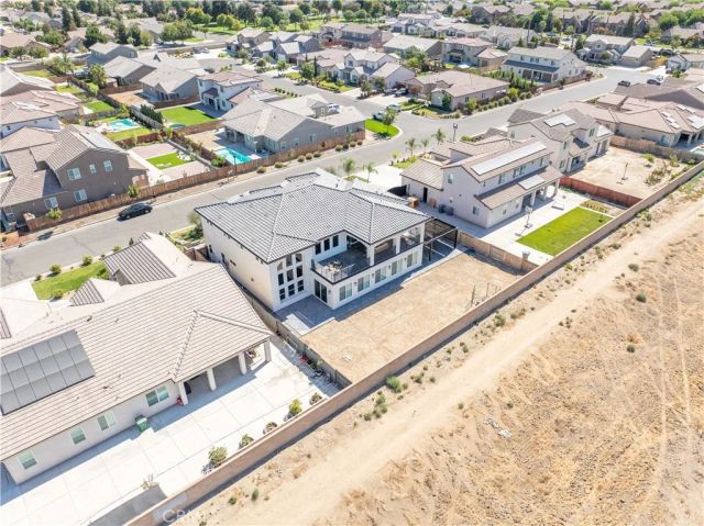 402 S Michelle, Kerman, CA 93630