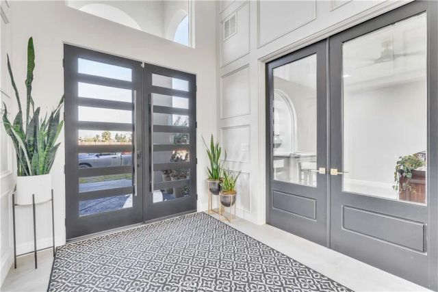 402 S Michelle, Kerman, CA 93630