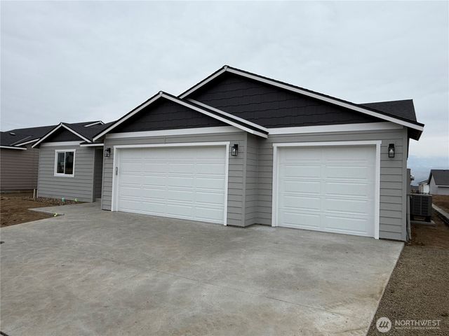 2436 2nd Street SE, East Wenatchee, WA 98802