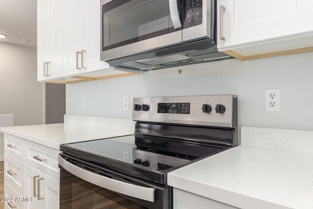 13818 N Saguaro Boulevard Unit 202, Fountain Hills, AZ 85268