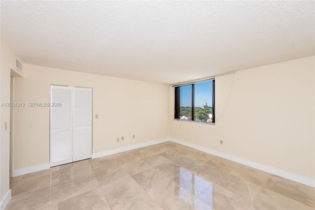 600 Biltmore Way 1014, Coral Gables, FL 33134