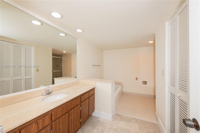 600 Biltmore Way 1014, Coral Gables, FL 33134