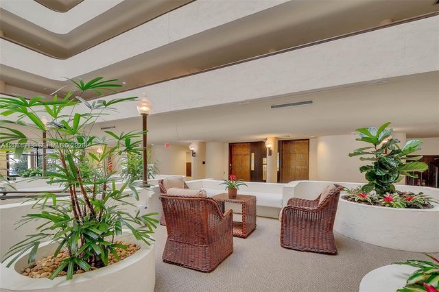 600 Biltmore Way 1014, Coral Gables, FL 33134