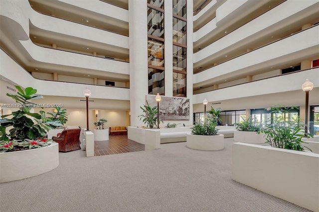 600 Biltmore Way 1014, Coral Gables, FL 33134