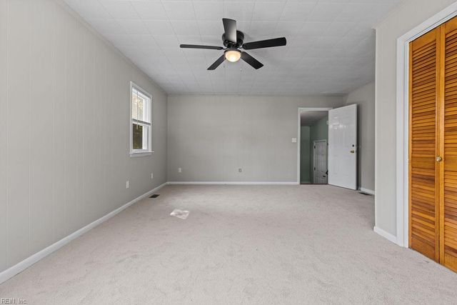 3248 Providence RD, Hayes, VA 23072