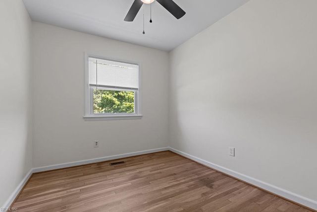 3248 Providence RD, Hayes, VA 23072