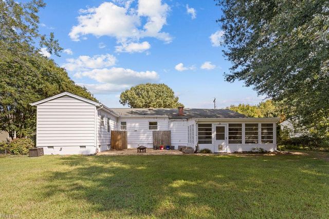 3248 Providence RD, Hayes, VA 23072