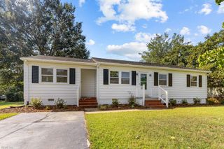 3248 Providence RD, Hayes, VA 23072