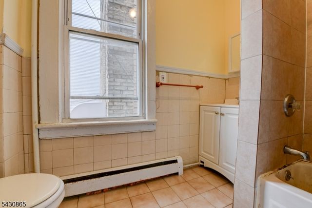 442 Elizabeth Ave, Elizabeth City, NJ 07206