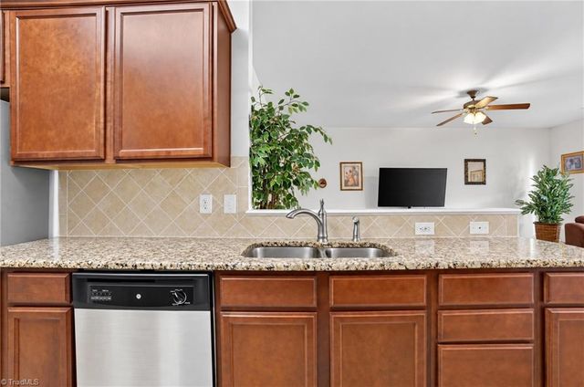 6010 Trailshead Drive, Greensboro, NC 27405